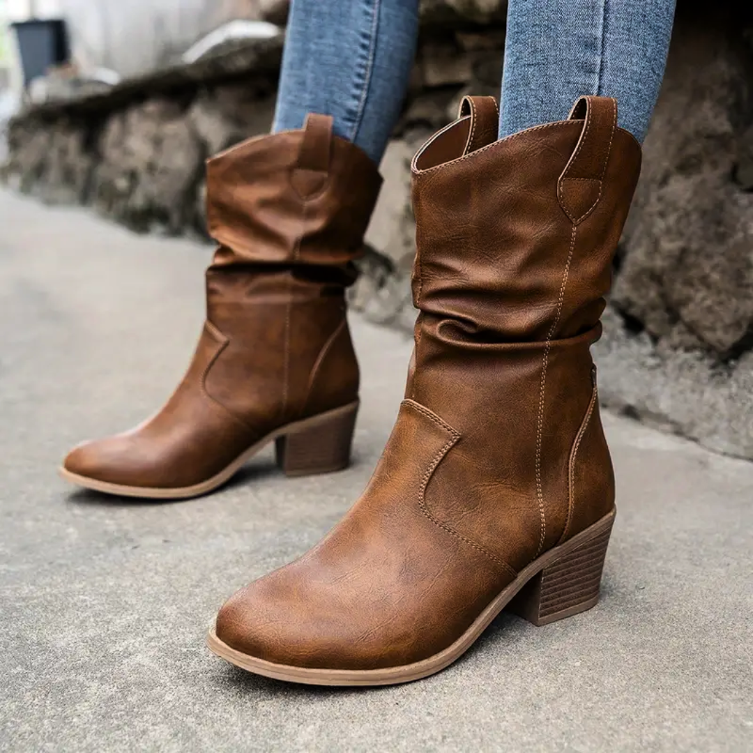 Sophia Miller&#39;s Leather boots